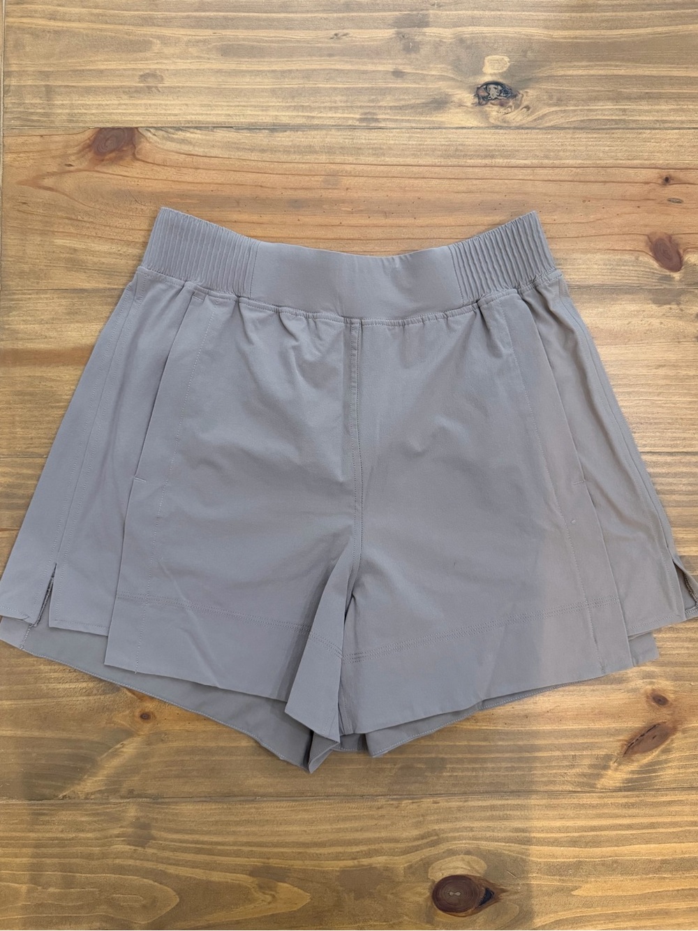 Lululemon Stretch Woven Relaxed-Fit High-Rise Short
